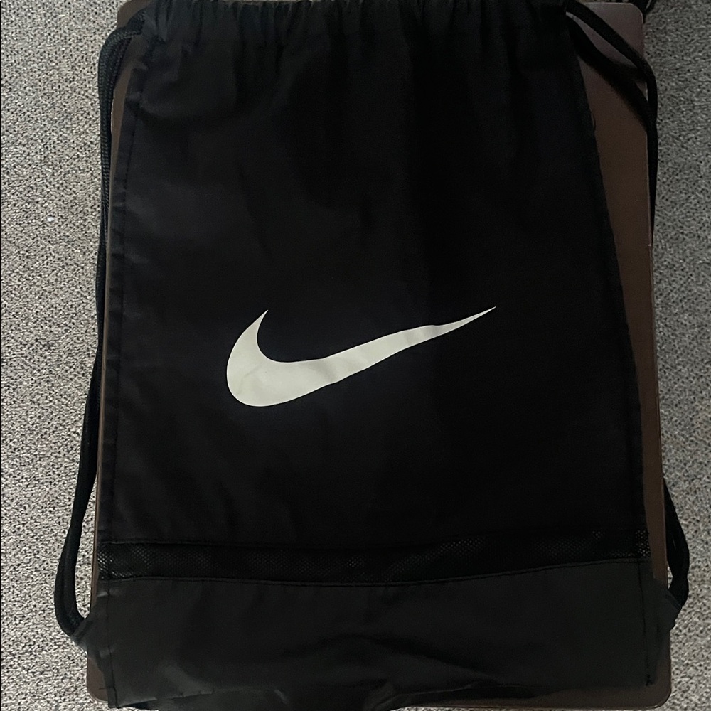 Nike Black and White Drawstring Backpack